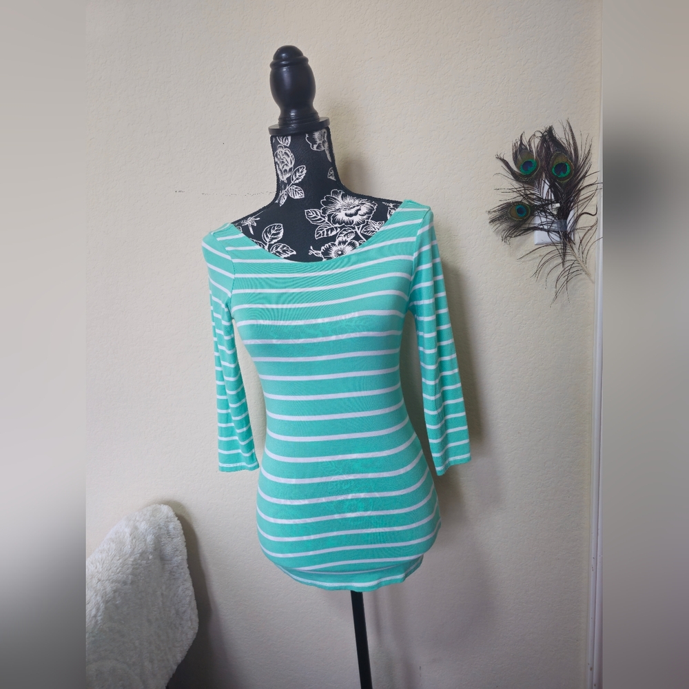 Guess L.A. Striped Mint Green Women's Stretchy Top 🤍💚(XS)💚🤍